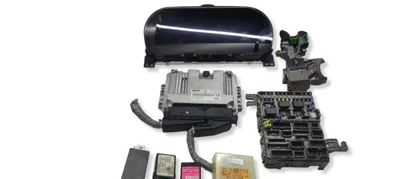 Honda FR-V Engine ECU kit and lock set 0281012250