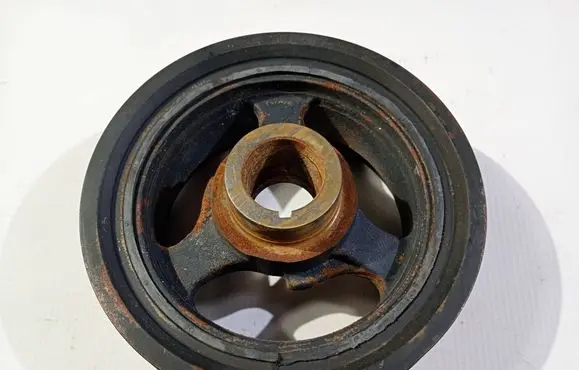 Ford Mustang V Crankshaft pulley SPNO29364