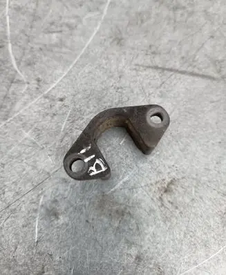 BMW 5 E60 E61 Fuel Injector clamp holder 13537787215 7787215