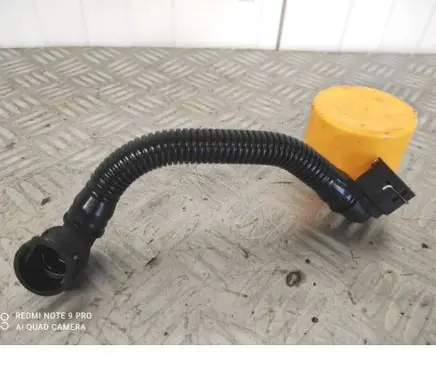 Opel Zafira B Breather/breather pipe/hose 55556495