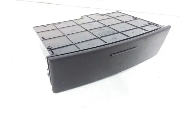 KIA Sorento Dashboard storage box/compartment 845703E000
