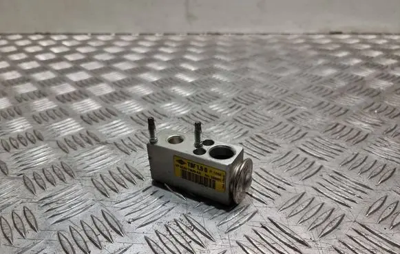Ford Fiesta Air conditioning (A/C) expansion valve 8E2H19849AA TBF15D 330001