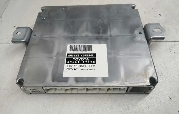 Toyota Prius (XW20) Engine control unit/module 8966147170 2751009522