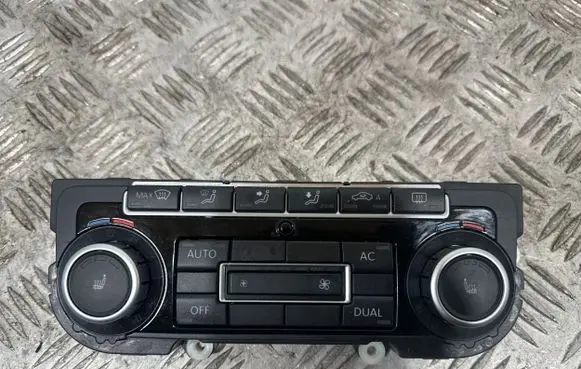 Volkswagen Tiguan Climate control unit 5K0907044
