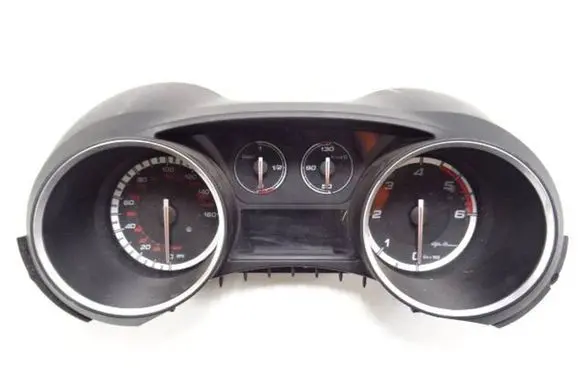 Alfa Romeo Giulietta Speedometer (instrument cluster) 50516479 000148 A2C53352739