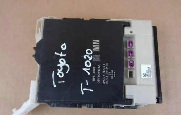 Toyota Corolla E210 E21 Comfort/convenience module 8922102721 8273002P80A 8273002P80