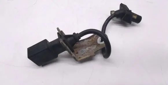 BMW 5 E60 E61 Crankshaft position sensor 0281002477