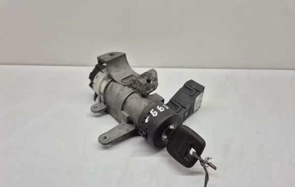 Volvo S60 Ignition lock 8626324