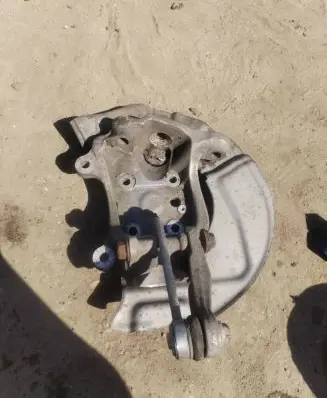 BMW 5 E60 E61 Front wheel hub 6760954