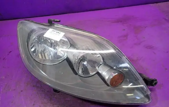 Volkswagen Golf Plus Headlight/headlamp 5M1941006B