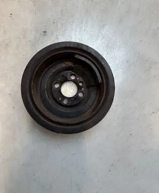 Skoda Rapid (NH) Crankshaft pulley 04B105243B