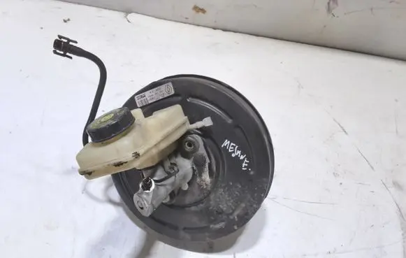 Renault Megane II Brake booster 8200157453