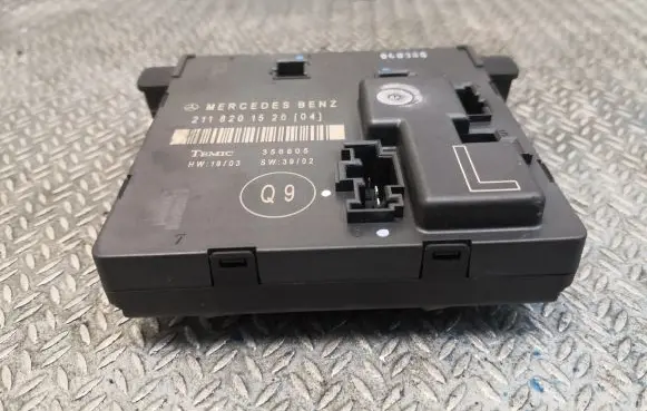 Mercedes-Benz E W211 Door control unit/module 2118201526