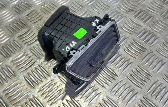 KIA Ceed Dash center air vent grill 97410A2000