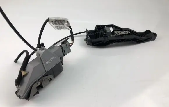 Peugeot 308 Coupe door lock (next to the handle) 9688948080
