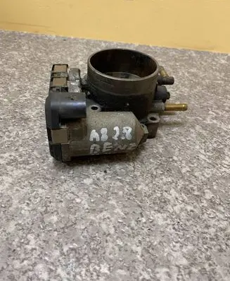 Audi A8 S8 D2 4D Throttle valve 078133062B 0280750030