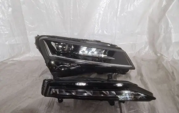 Skoda Superb B8 (3V) Headlight/headlamp 3V1941016D