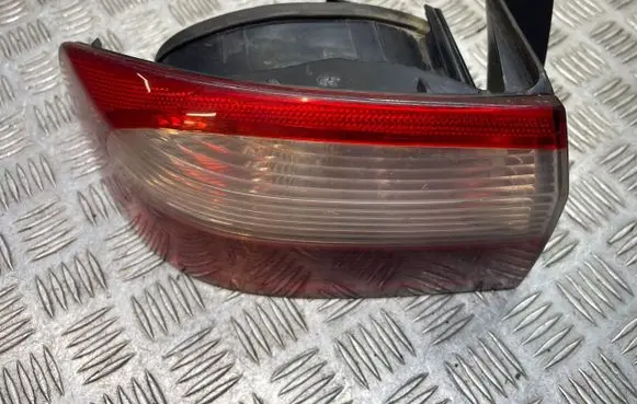 Renault Laguna I Rear/tail lights 8200002473