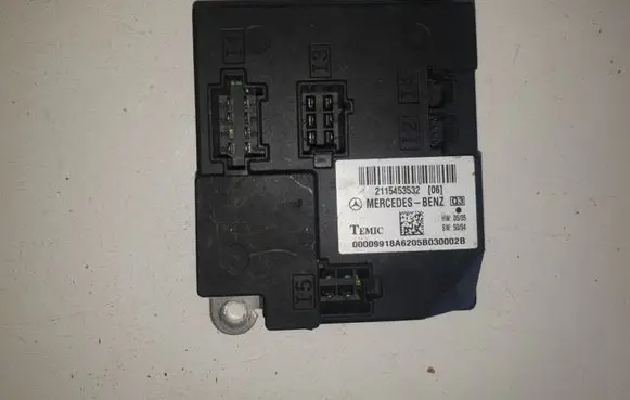 Mercedes-Benz E W211 Comfort/convenience module 2115453532