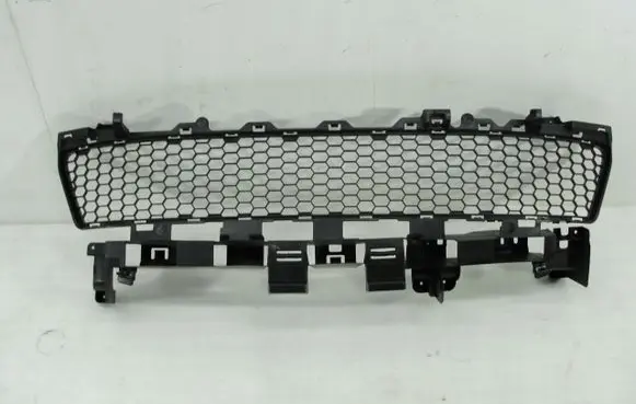 Dacia Sandero Front bumper lower grill 622544633R