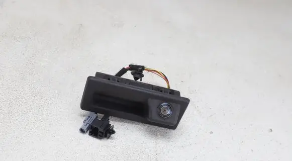 Volkswagen Atlas Cross Sport Tailgate handle with camera 3CM827566
