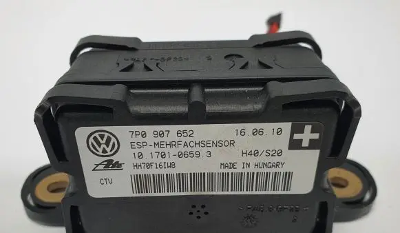 Porsche Cayenne (92A) ESP acceleration yaw rate sensor 7P0907652