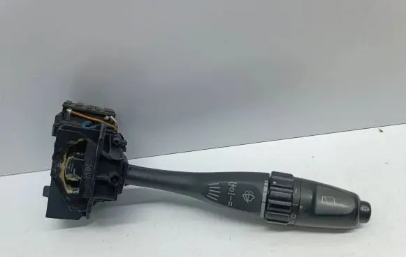 Mitsubishi Space Star Wiper control stalk