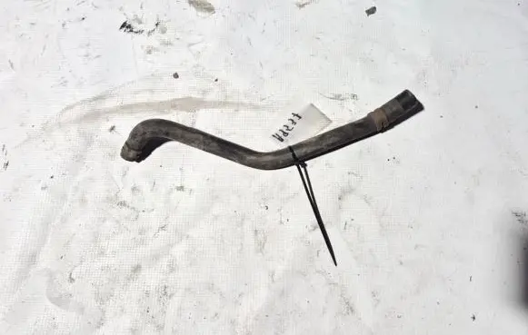 Toyota Auris 150 Engine coolant pipe/hose