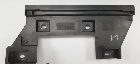 Volvo S90, V90 Front bumper mounting bracket 9126629