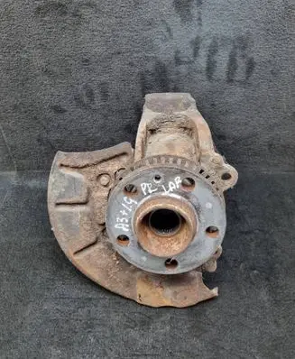 Audi A3 S3 8L Front wheel hub 1J0407256AH