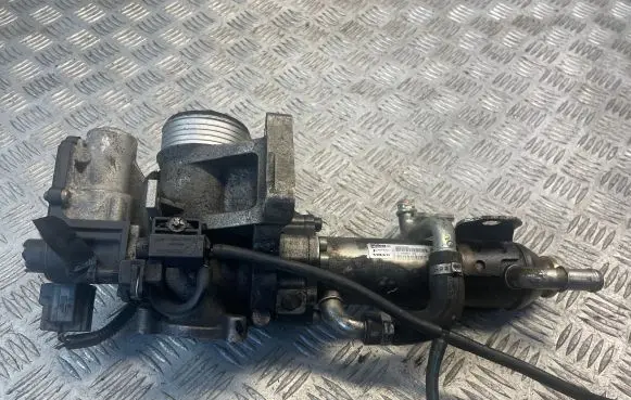 Volvo XC70 EGR valve cooler 50086403 880765R