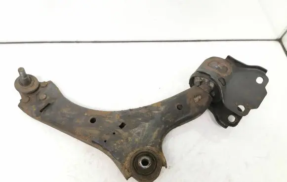 Ford Mondeo MK IV Front lower control arm/wishbone