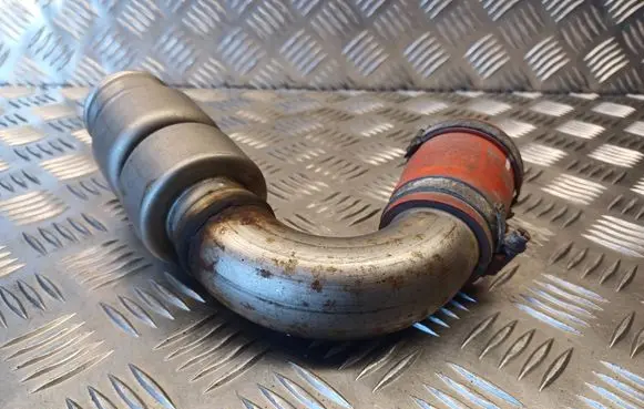 Ford Mondeo MK IV Intercooler hose/pipe