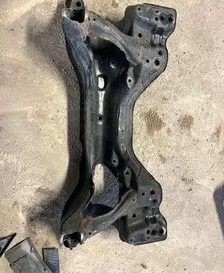 Honda CR-V Front subframe