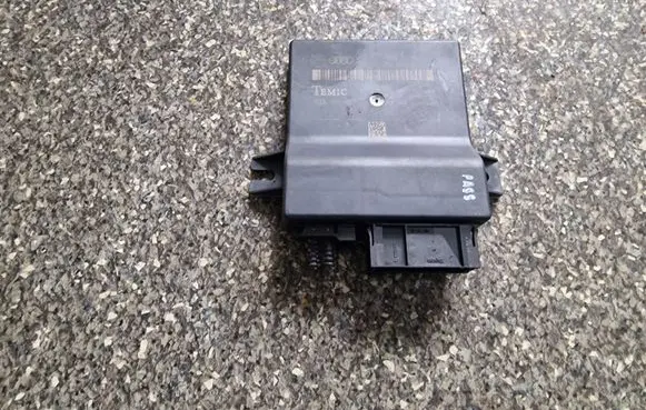 Audi A6 S6 C6 4F Comfort/convenience module 4F0907468D