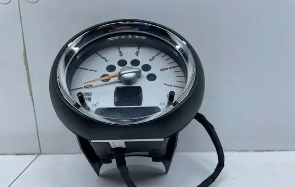 Mini Cooper Countryman R60 Tachometer 9306262
