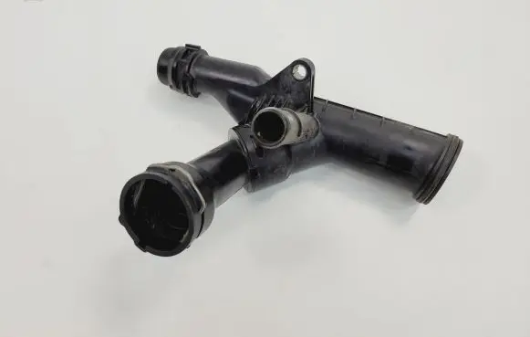 Audi A5 8T 8F Engine coolant pipe/hose 04L121026N