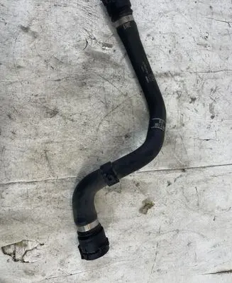 Opel Insignia B Engine coolant pipe/hose 39097764