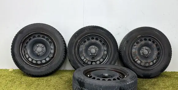 Volkswagen Golf VII R16 steel rim 5Q0601027