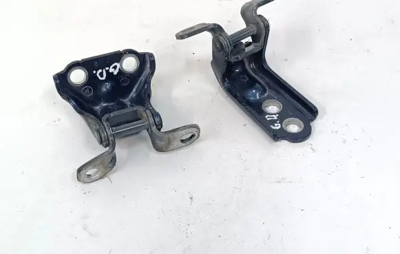 Subaru Outback (BT) Rear door upper hinge I120032