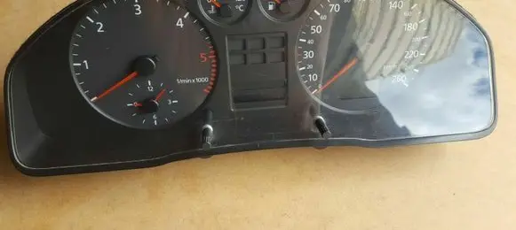 Audi A4 S4 B5 8D Speedometer (instrument cluster) 8D0919861F