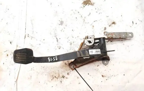Ford Focus C-MAX Clutch pedal 3m517b633ek 3m51-7b633-ek
