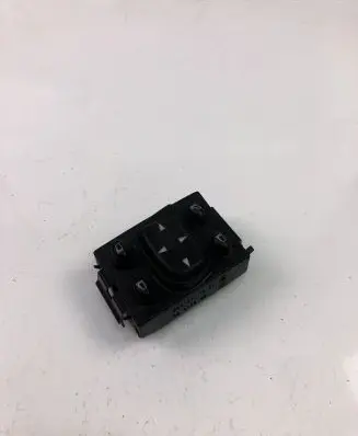 Mercedes-Benz S W220 Electric window control switch 2208211551
