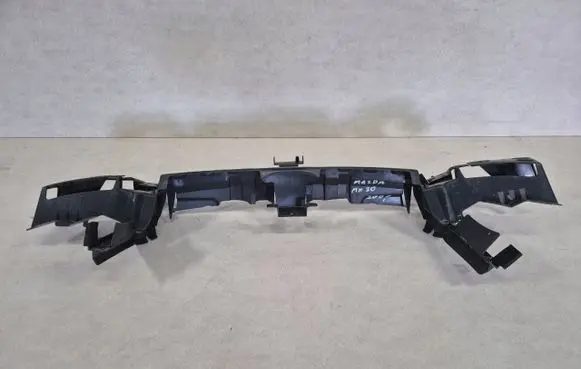 Mazda CX-30 Intercooler air guide/duct channel DN4E501U1