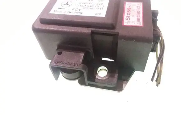 Mercedes-Benz E W210 ESP (stability system) control unit 0265005230 0005422481