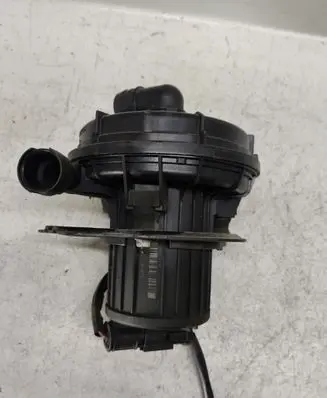BMW 3 E46 Secondary air pump 72812400
