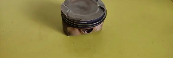 BMW X5 E70 Piston 7613626 11257613626