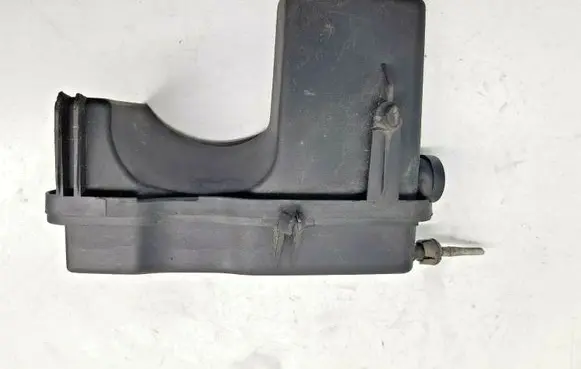 Mercedes-Benz C AMG W203 Vacuum air tank A6110780290 nr3526