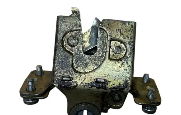 Loading door lock