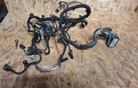Ford Mustang VI Engine installation wiring loom FU5T12C508CE